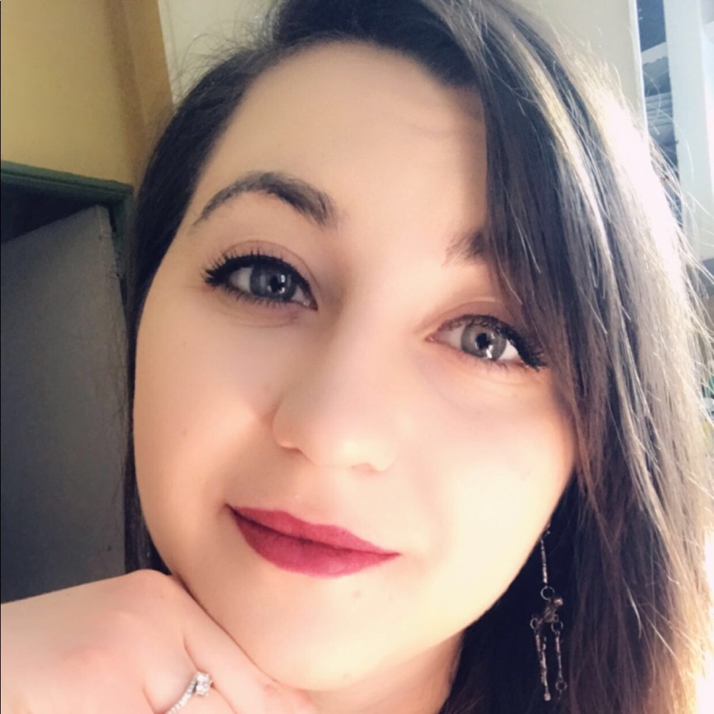 Meet your Posher, Sarah